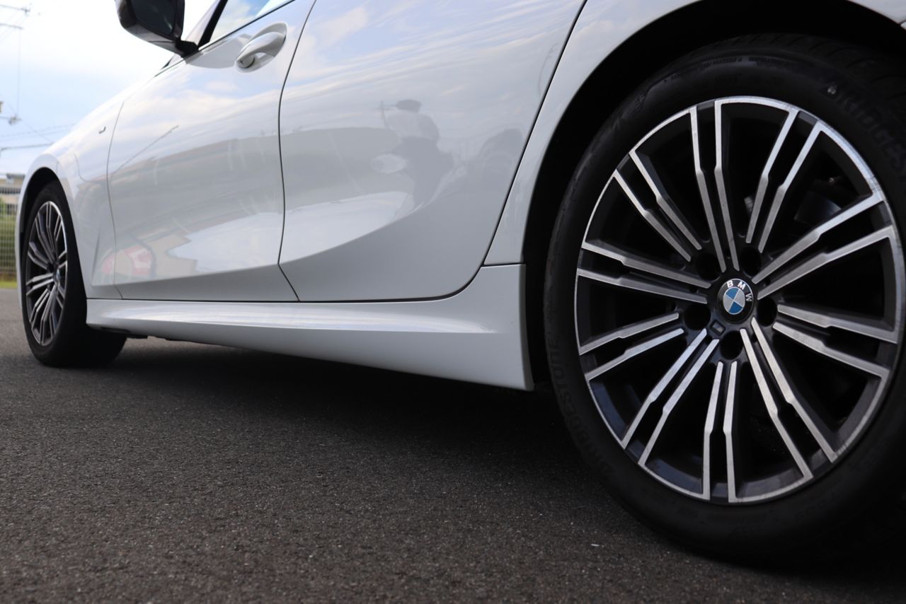 G20 320i Saloon RHD MX
