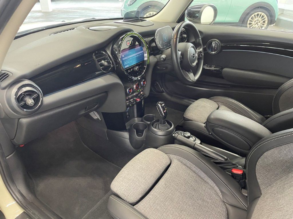 Cooper S 3 doors RHD