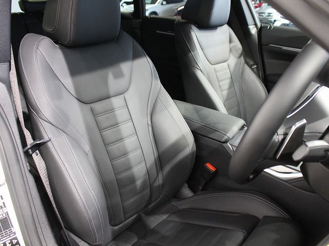 G26 420d xDrive Gran Coupe RHD