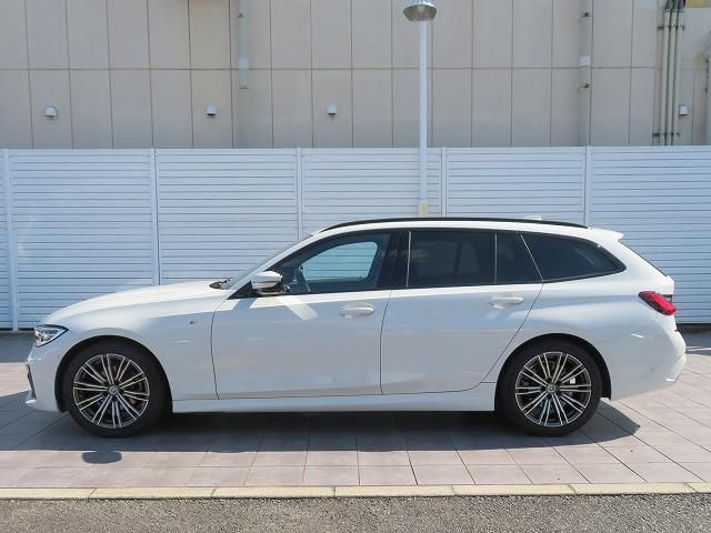 G21 320d xDrive Touring RHD