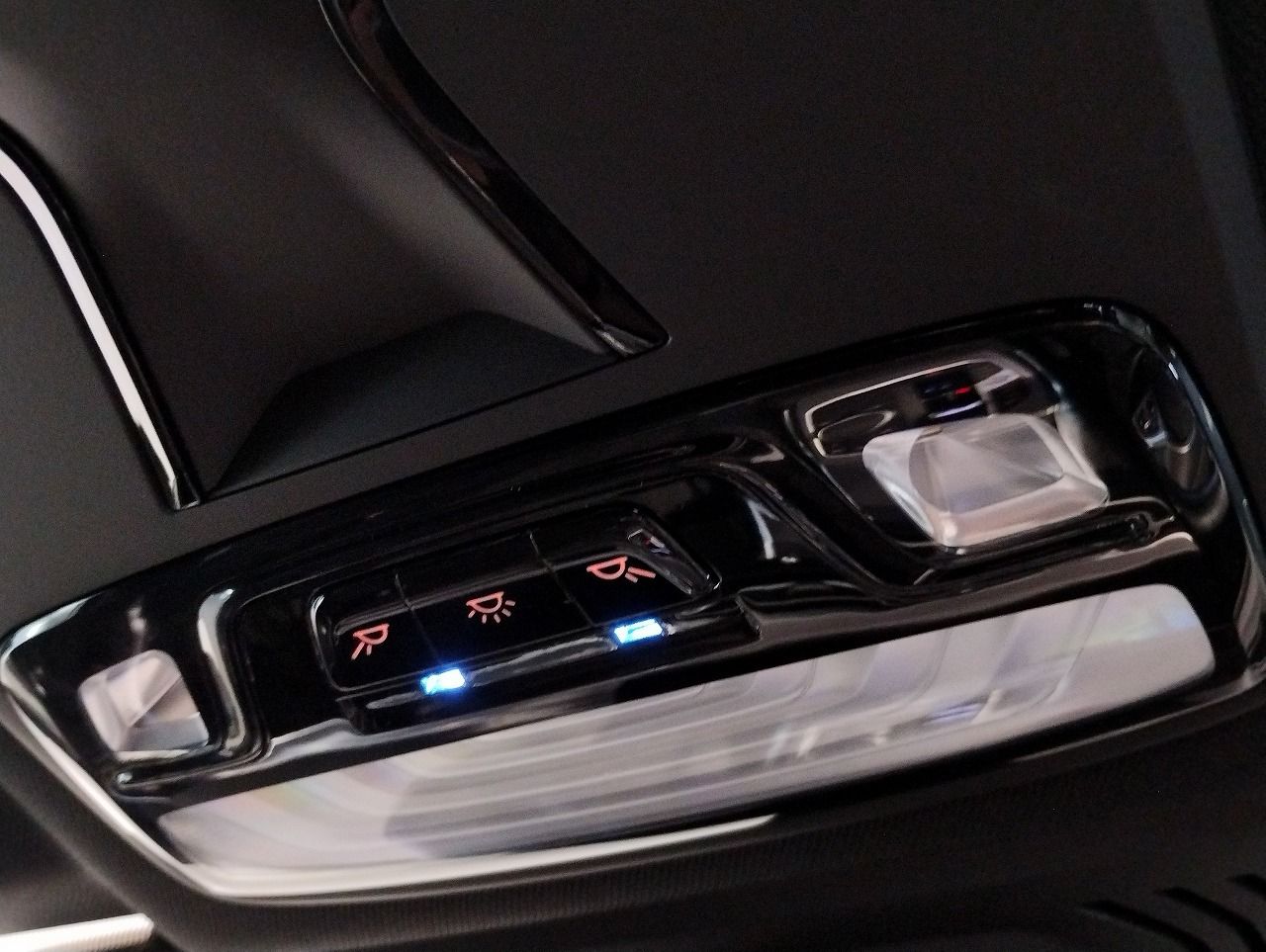 G20 320i Saloon LCI RHD MX