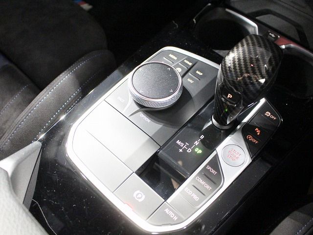 F4* **35i xDrive **** ***** B48 2.0i