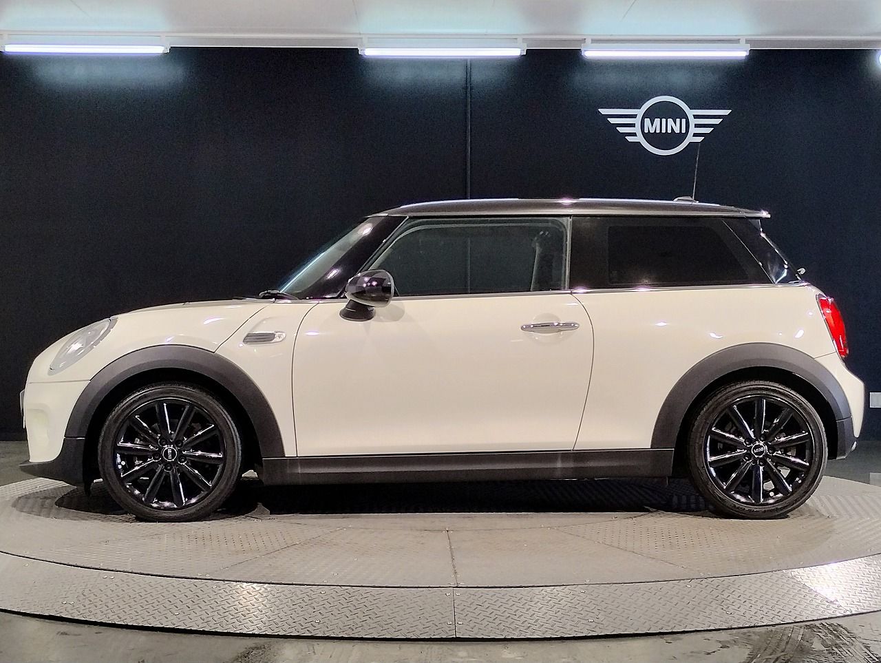 F56 MINI COOPER