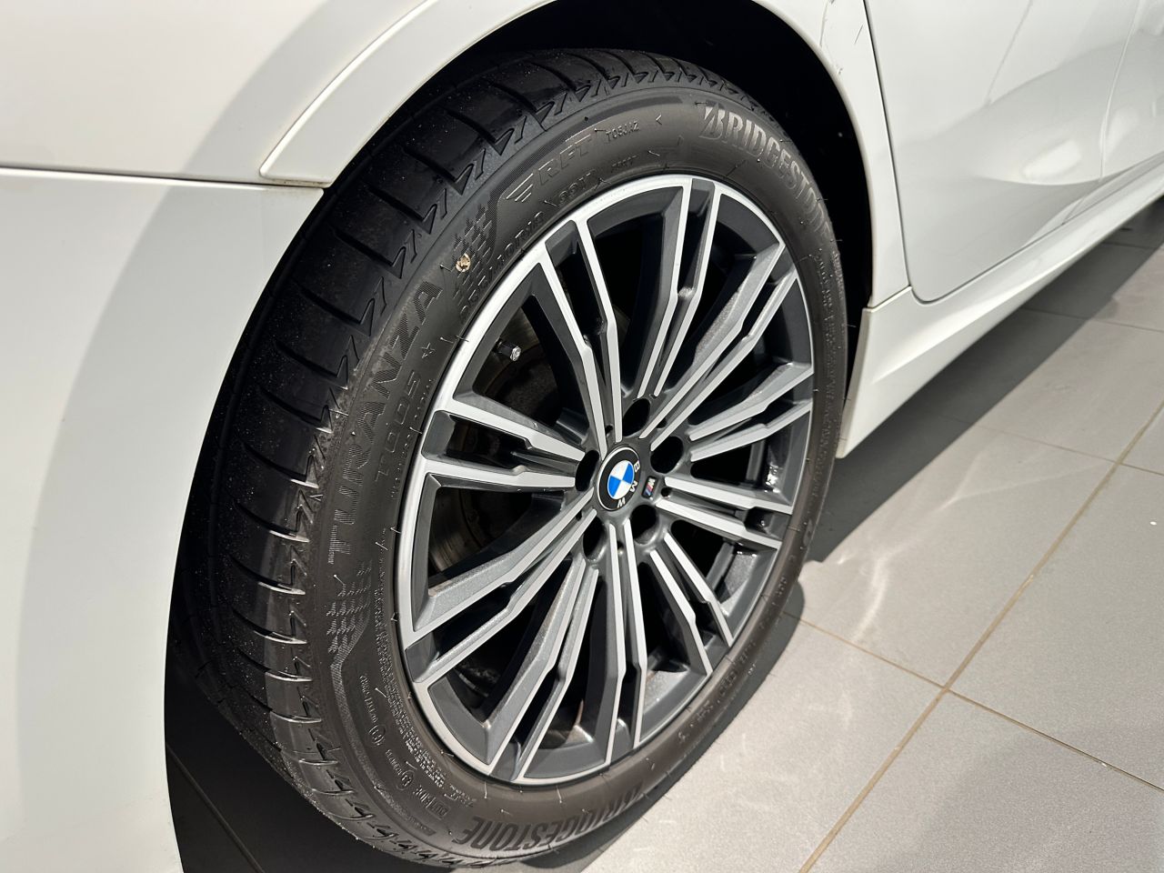 G20 320d xDrive RHD Saloon