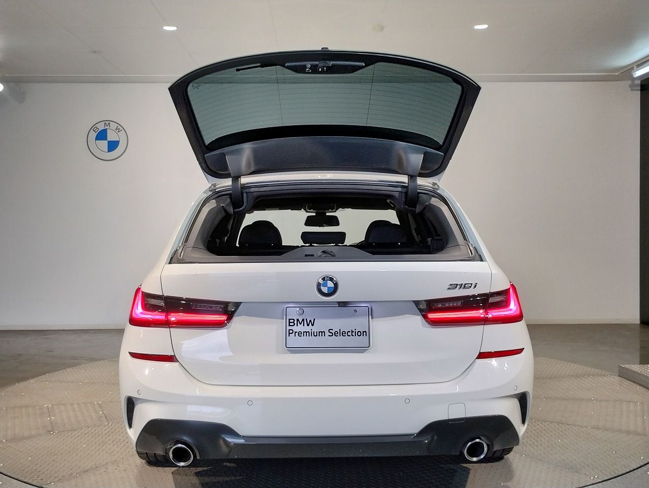 G21 318i Touring