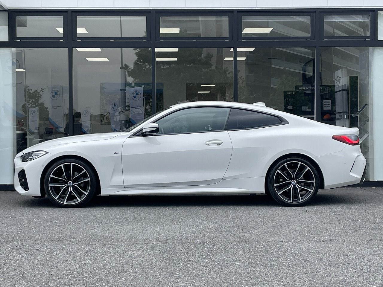G22 420i B48 2.0 RHD
