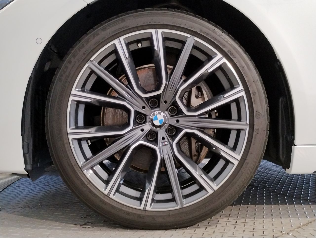 G11 740d xDrive Saloon RHD