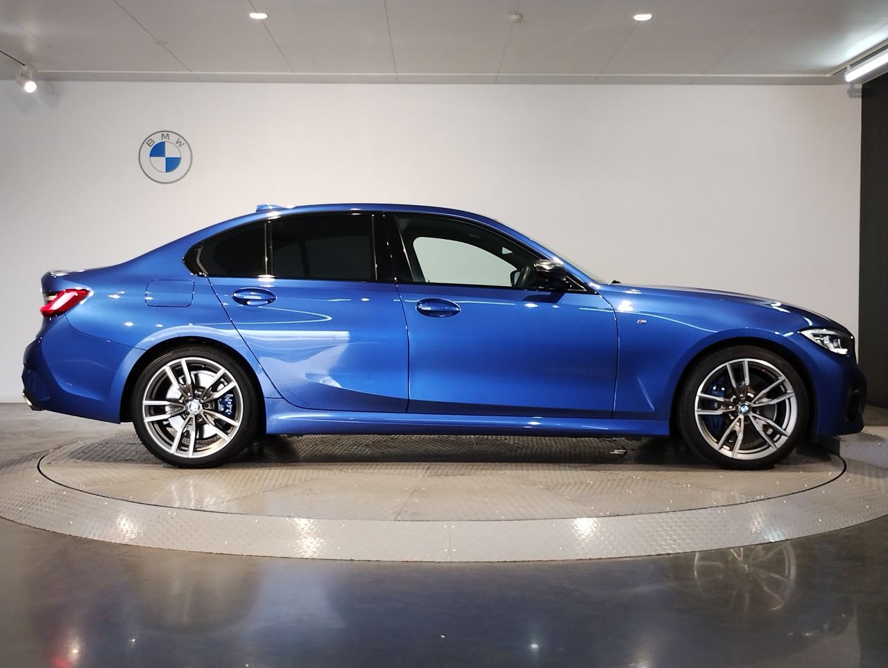 G20 M340i xDrive Saloon RHD