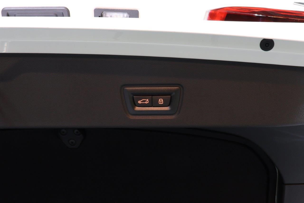 G** ***i G*** C**** ***