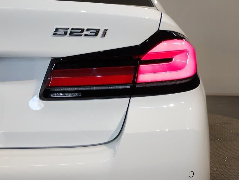 520i Sedan RHD