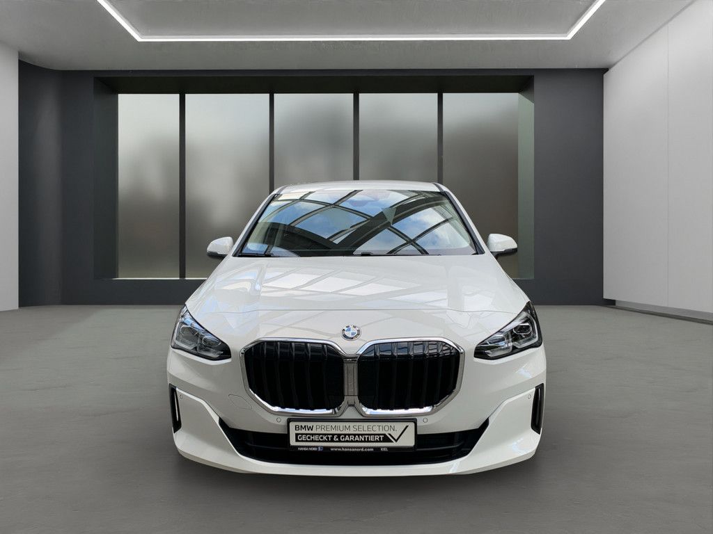 BMW 216