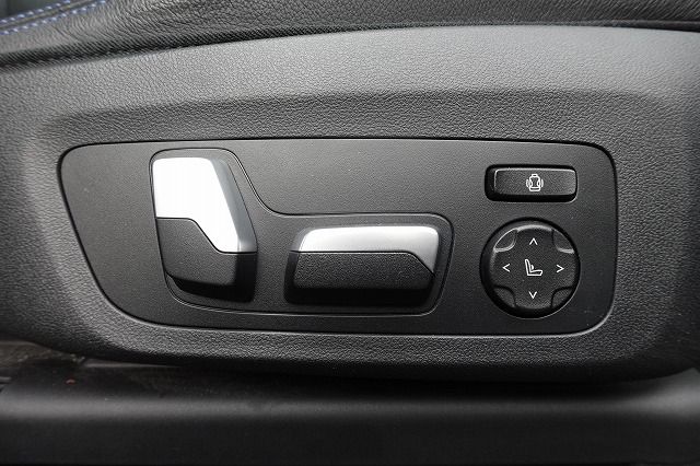 G01 X3 M40i RHD ZA