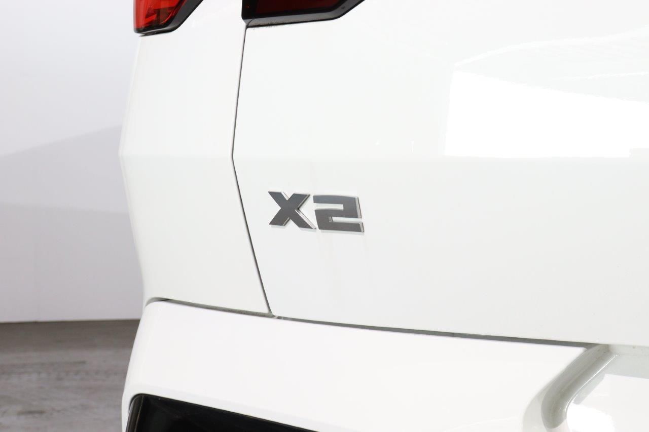 X2 M35i xDrive RHD