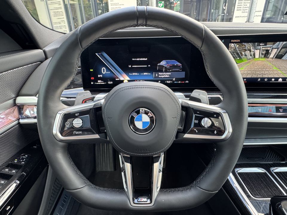 BMW 740