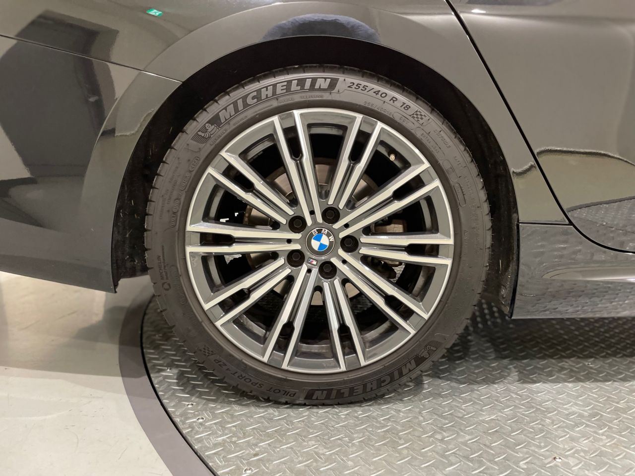G21 318i Touring