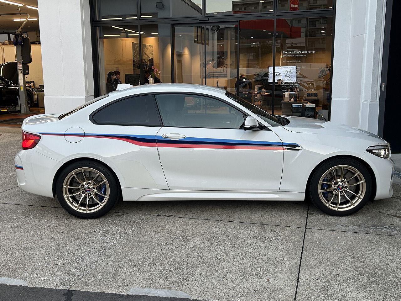 M2 COUPE RHD