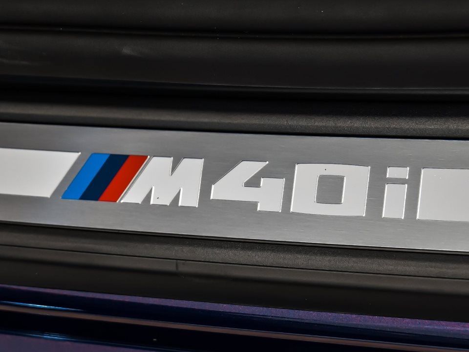 Z4 M40i