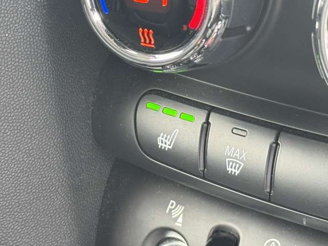 MINI F55 Cooper D 5dr Hatch LCI
