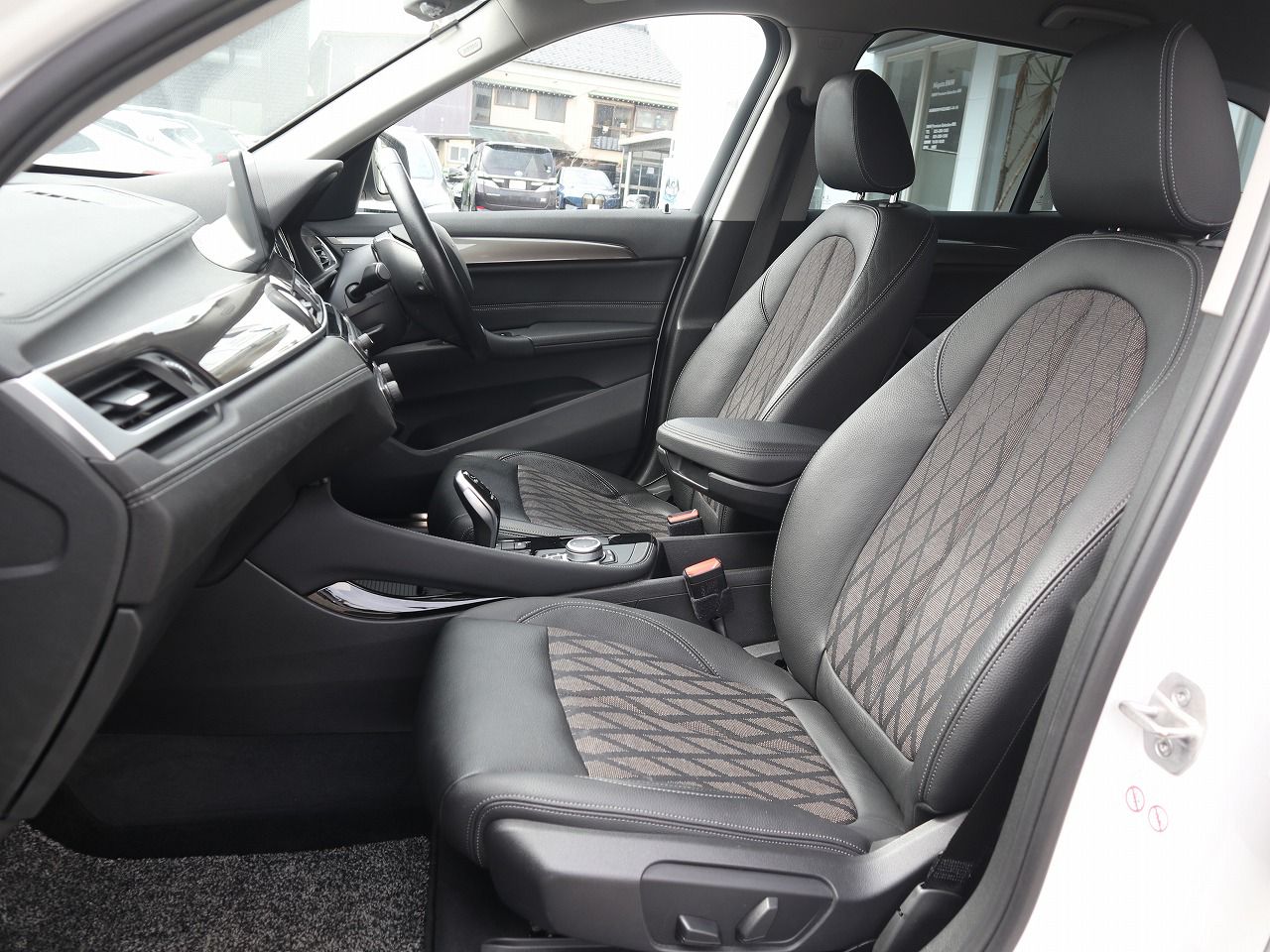 F48 X1 xDrive18d B47 2.0d LCI