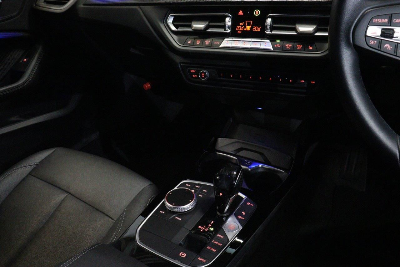 F40 118d Sports Hatch 5-door B47 2.0d