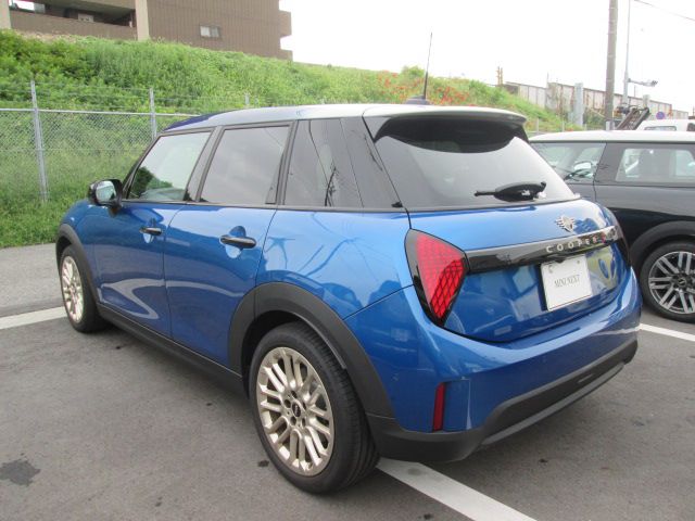 F65 MINI Cooper S 5Dr