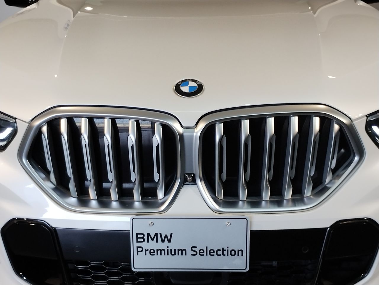 X* xDrive30d RHD
