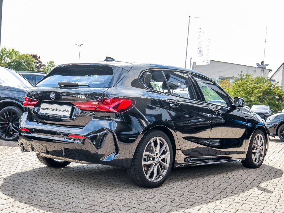 BMW 118