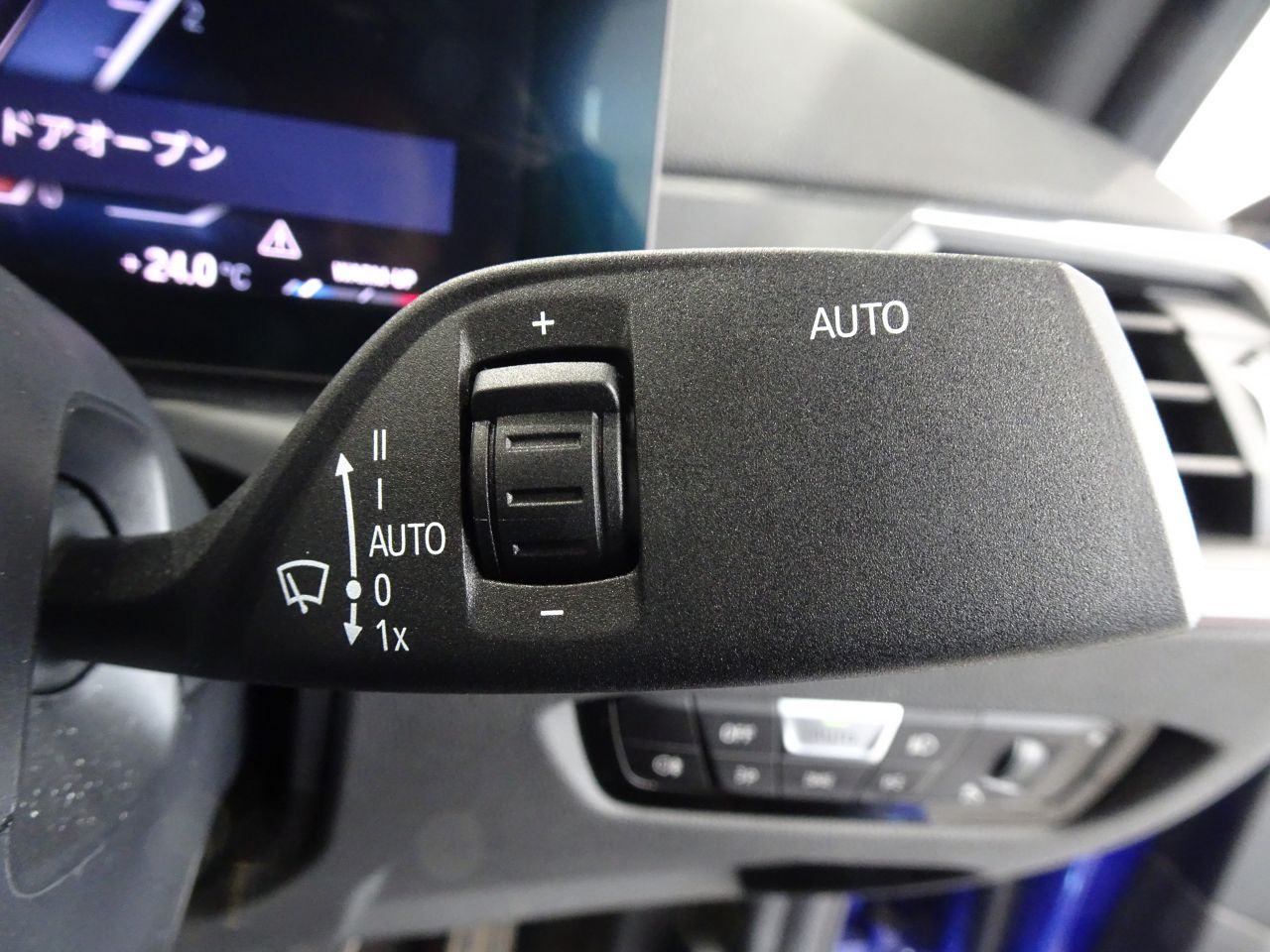 320d xDrive Berline RHD