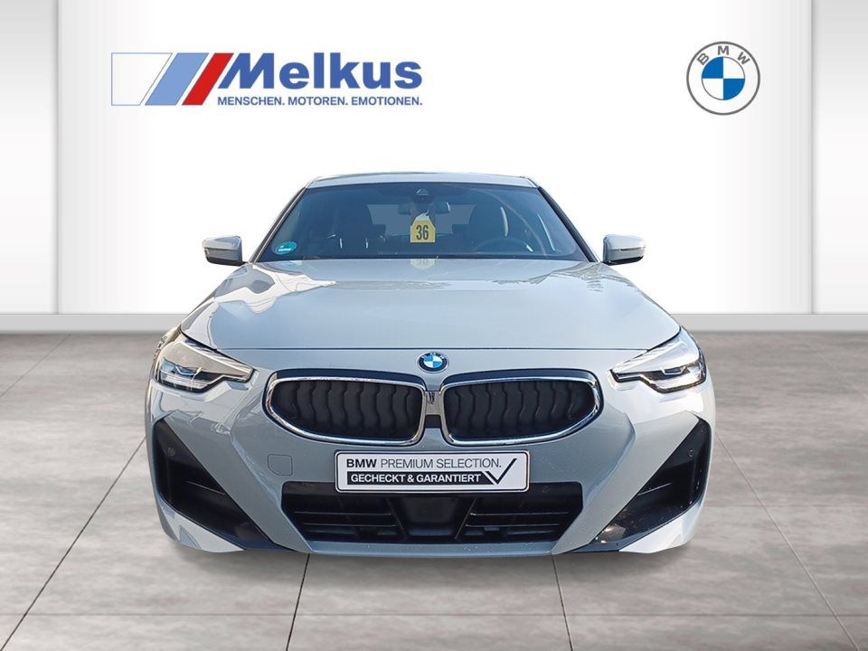 BMW 218