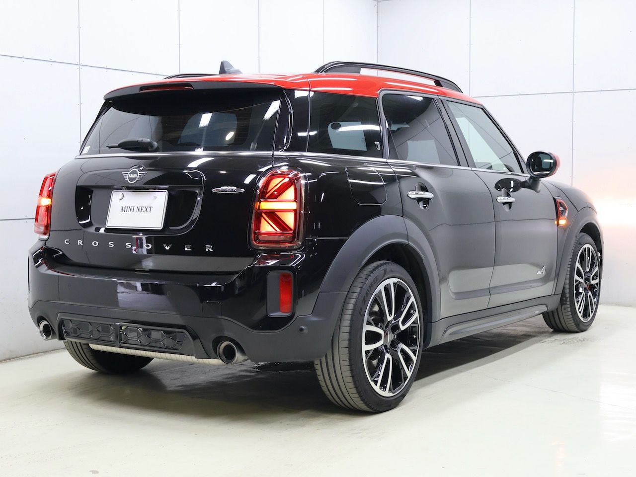 MINI John Cooper Works ALL4 Countryman RHD