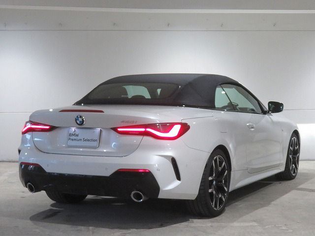 G** 4**i C********** B** 2**i RHD