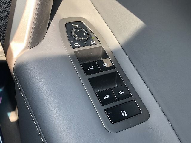 i20 iX xDrive50