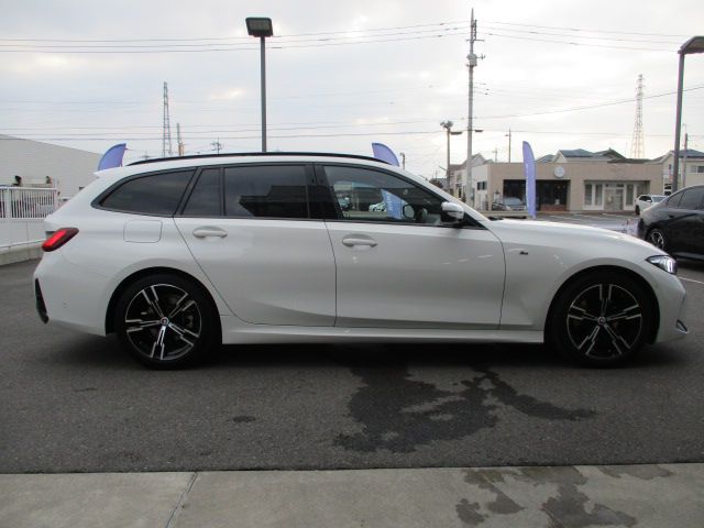 G21 320i Touring LCI RHD