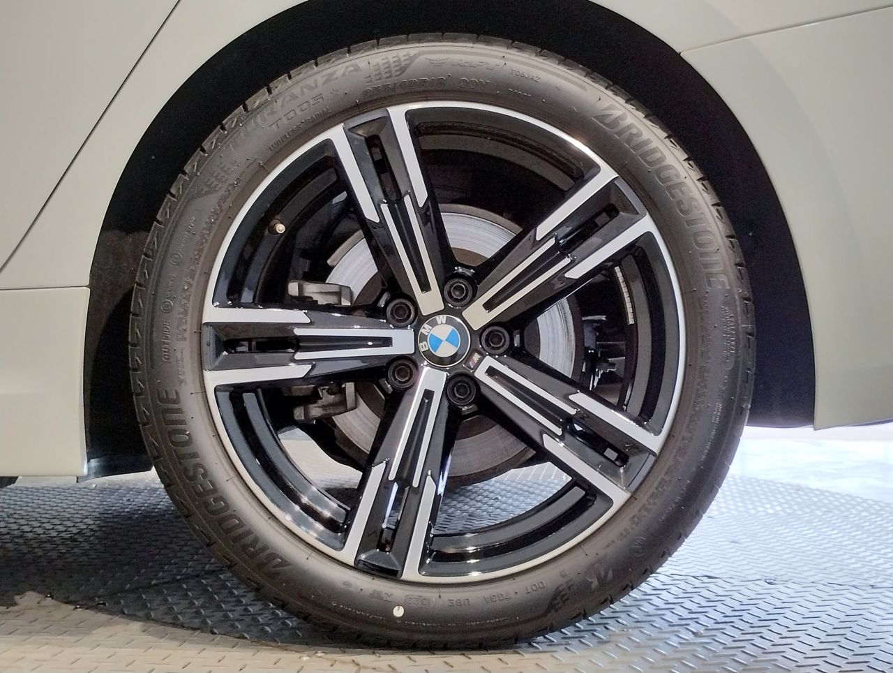 G20 320i Saloon LCI RHD MX