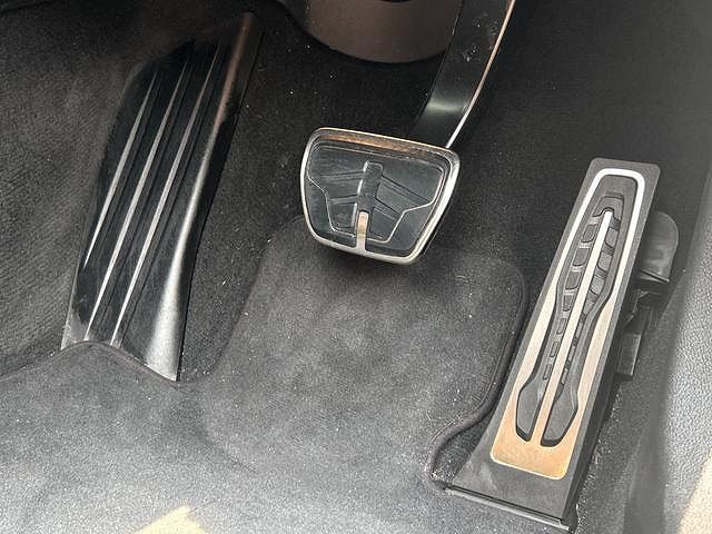 320d xDrive Berline RHD