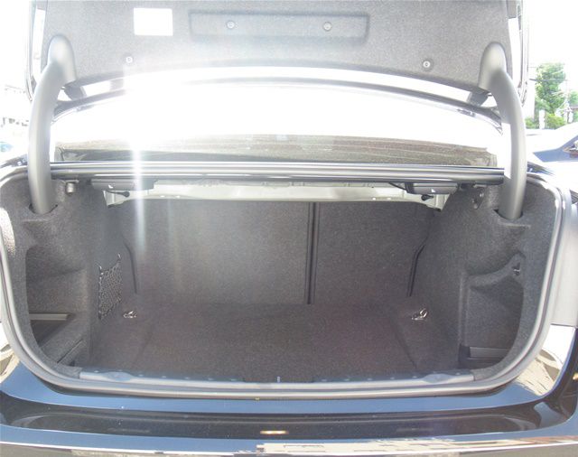 M3 LIMOUSINE RHD