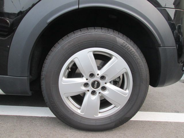 MINI CROSSOVER ONE