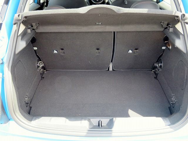 F55 COOPER