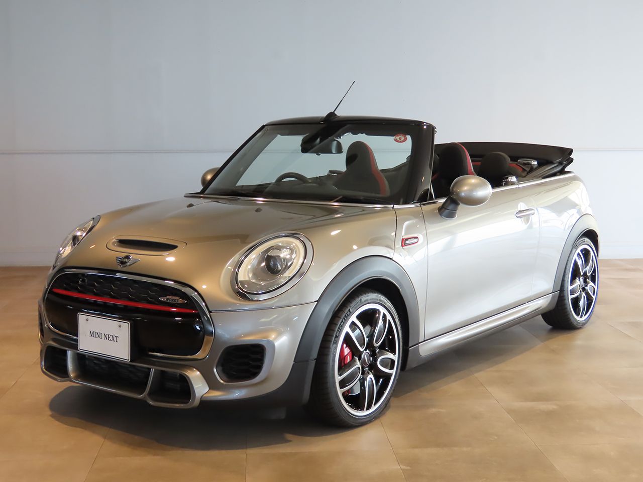 THE NEW MINI JOHN COOPER WORKS CONVERTIBLE