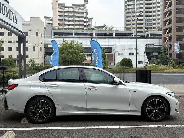G20 320i Saloon LCI RHD MX