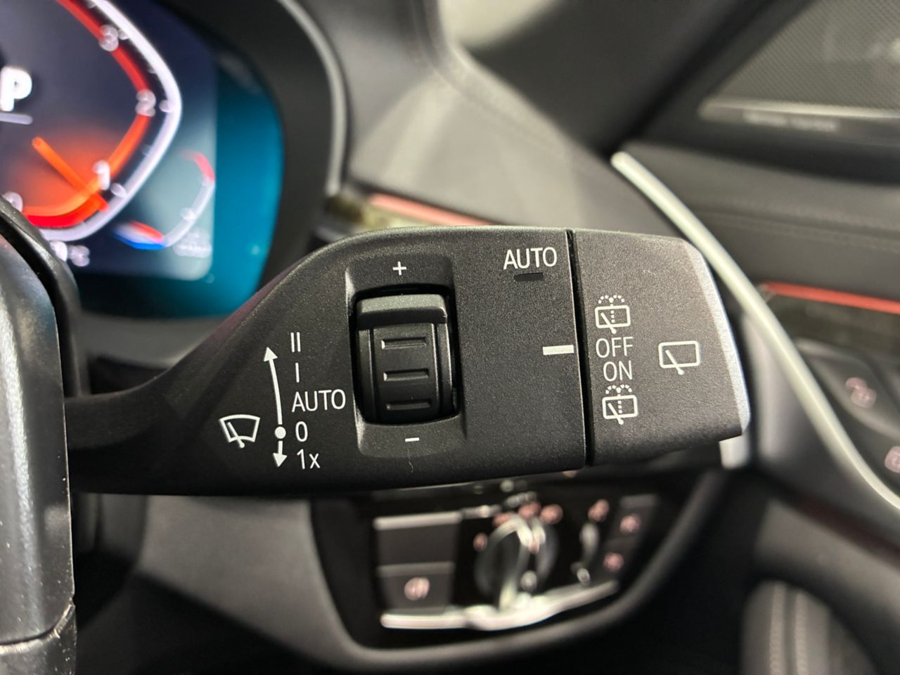 520d xDrive Touring RHD