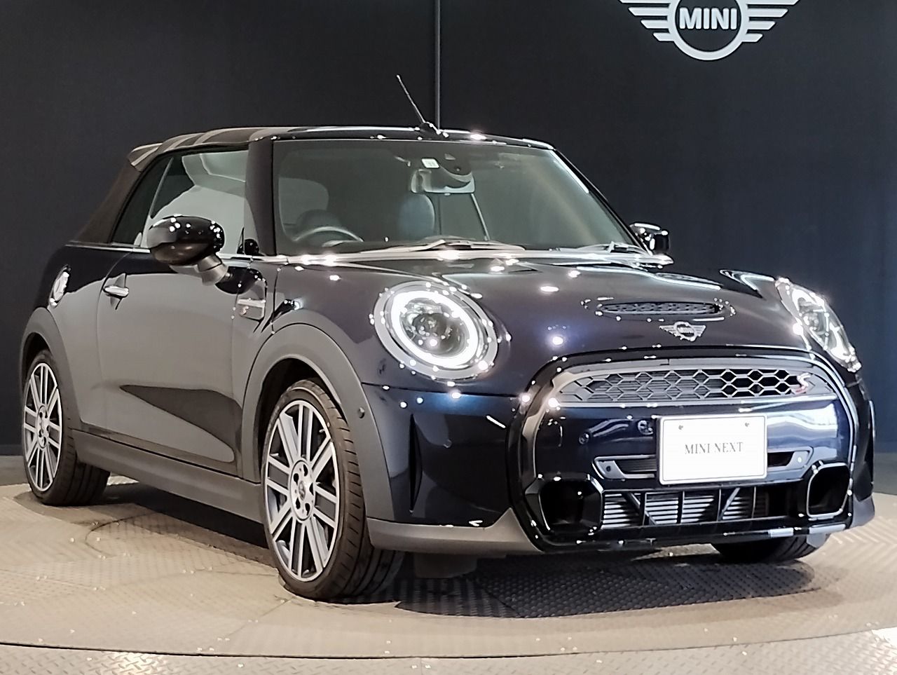 MINI Cooper S Convertible RHD