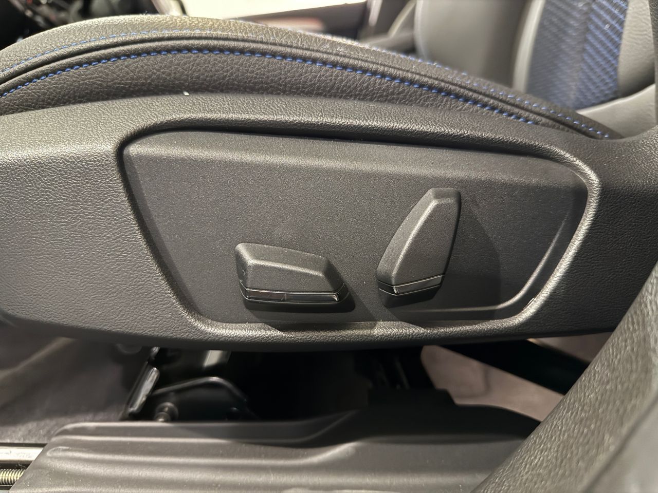 X1 sDrive18i RHD