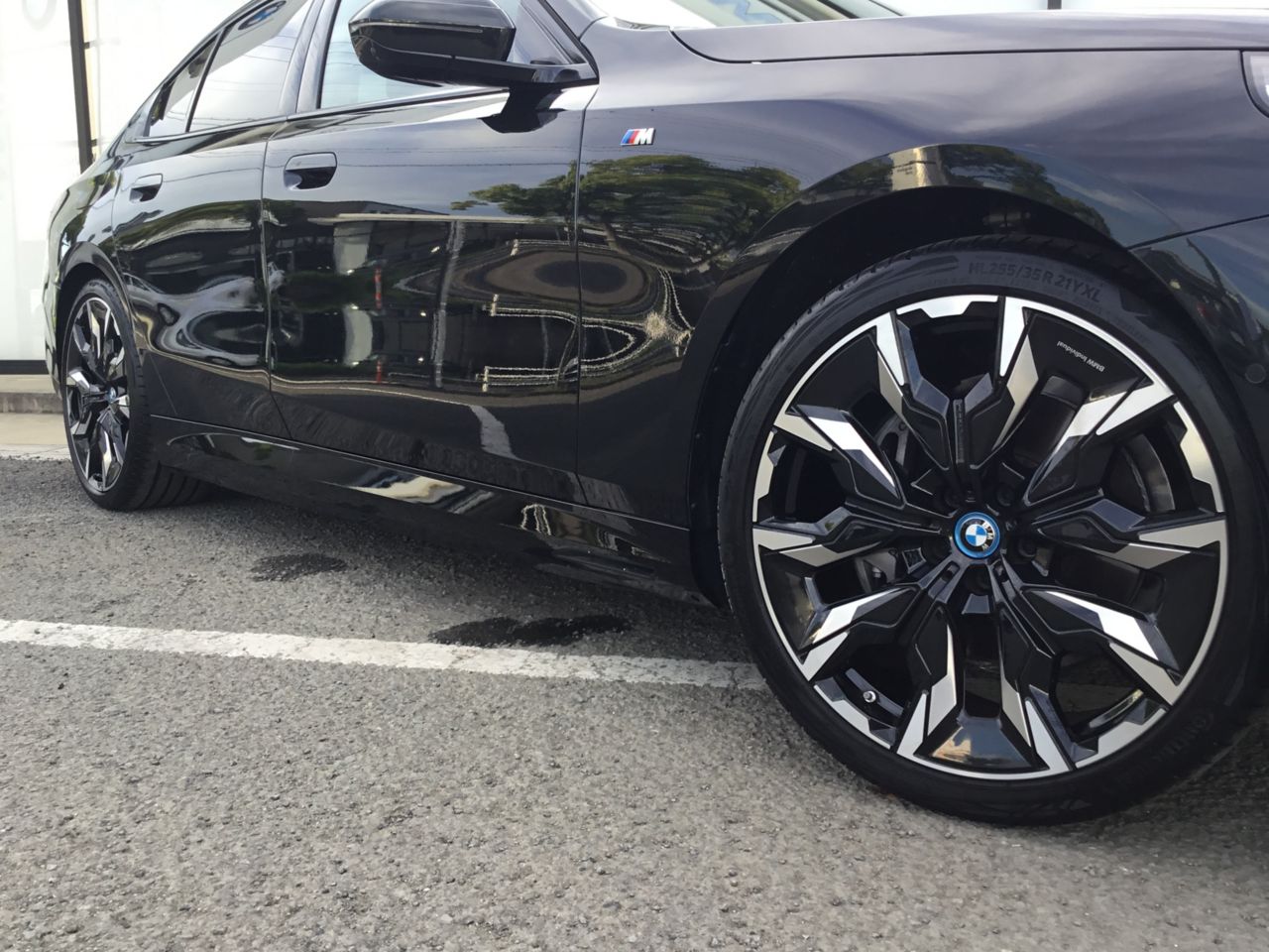 BMW i5 eDrive40 Sedan RHD