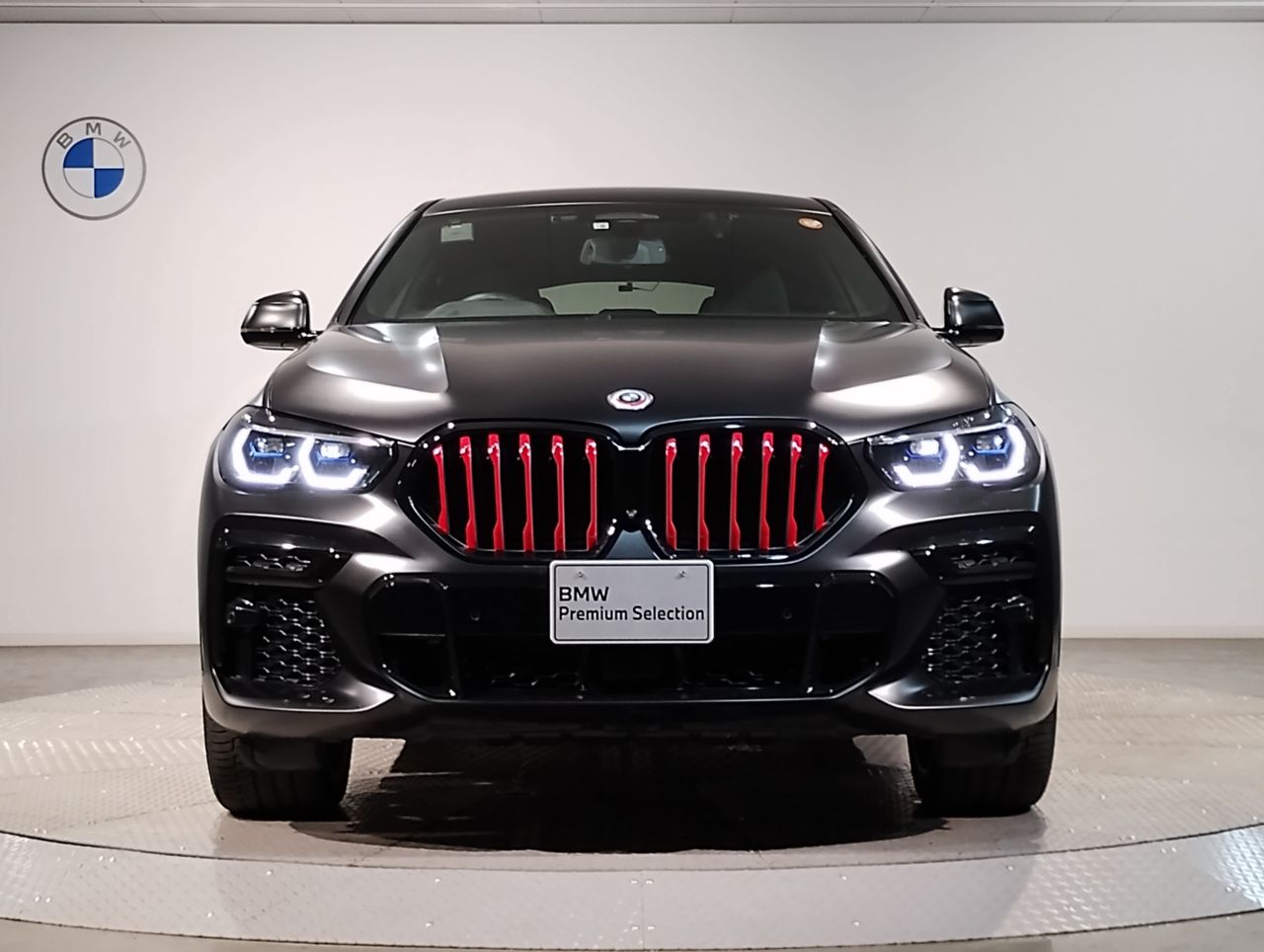 X* M50i RHD