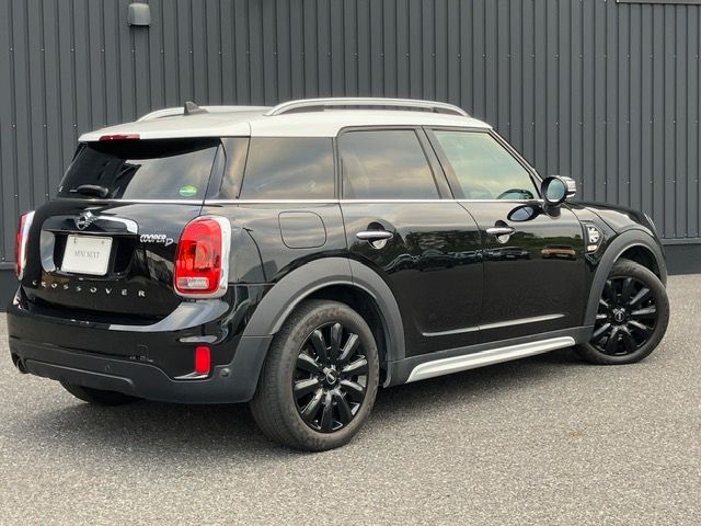 MINI CROSSOVER COOPER D