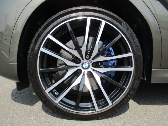 X* xDrive30d RHD