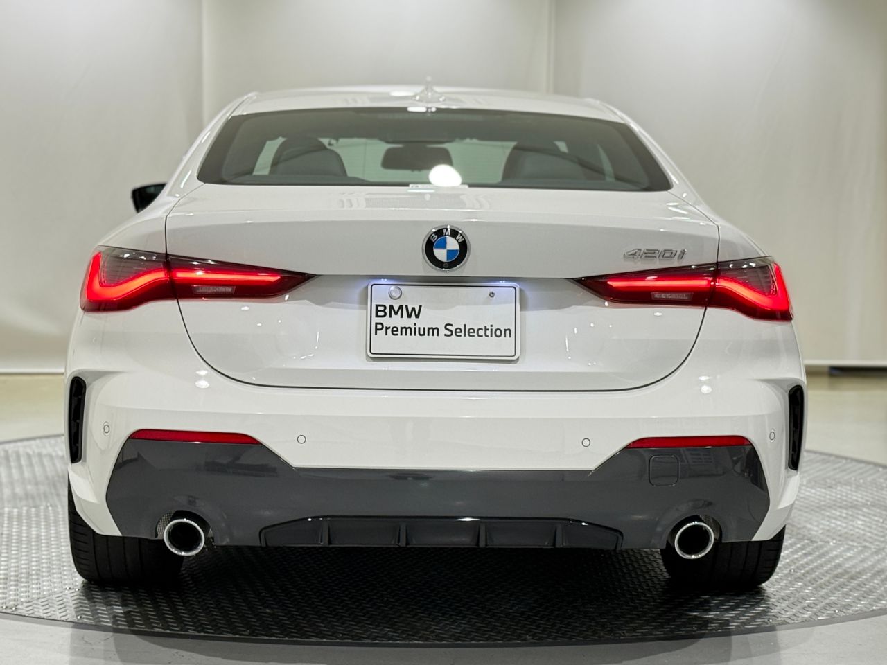 G22 420i B48 2.0 RHD