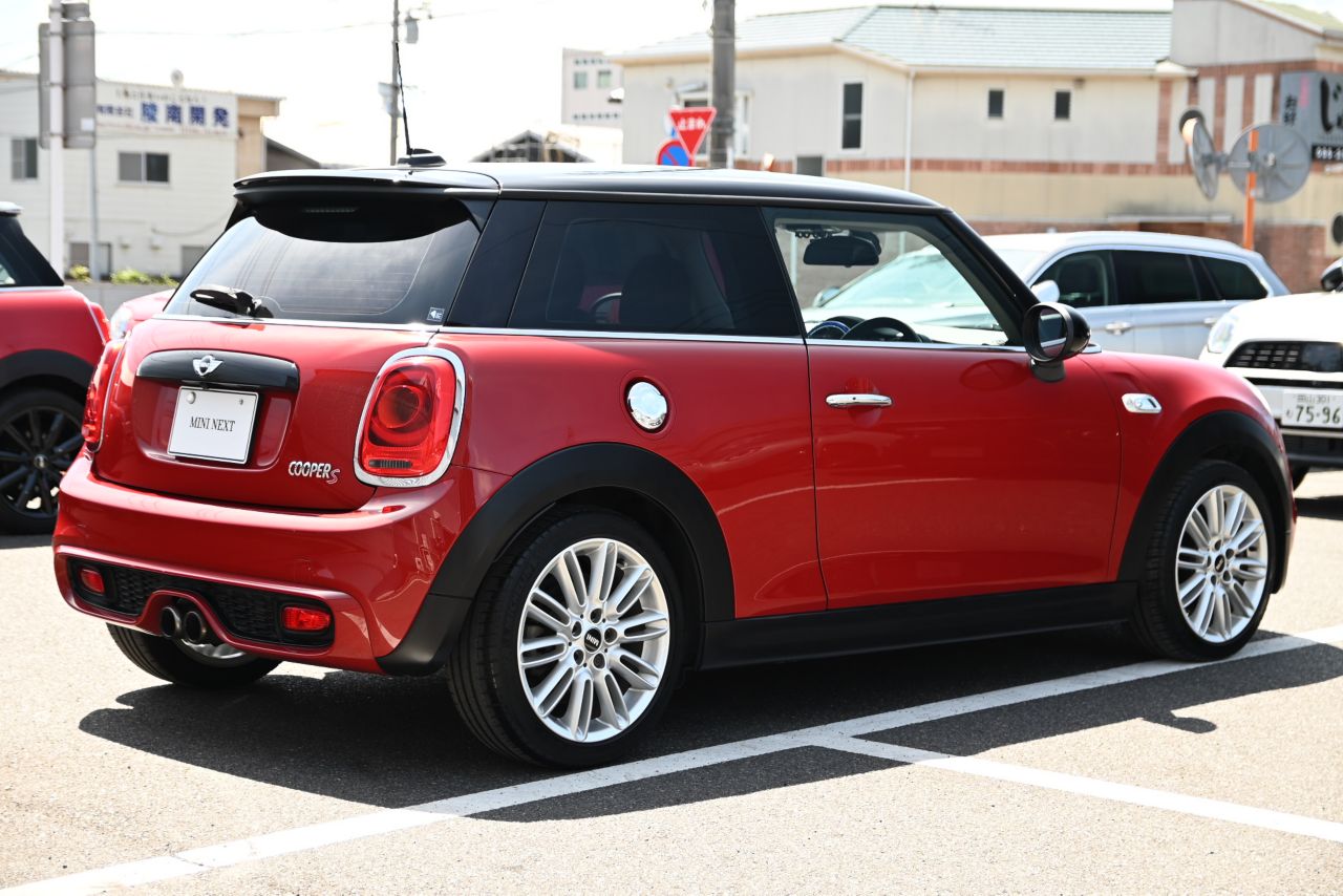 F56 MINI COOPER S