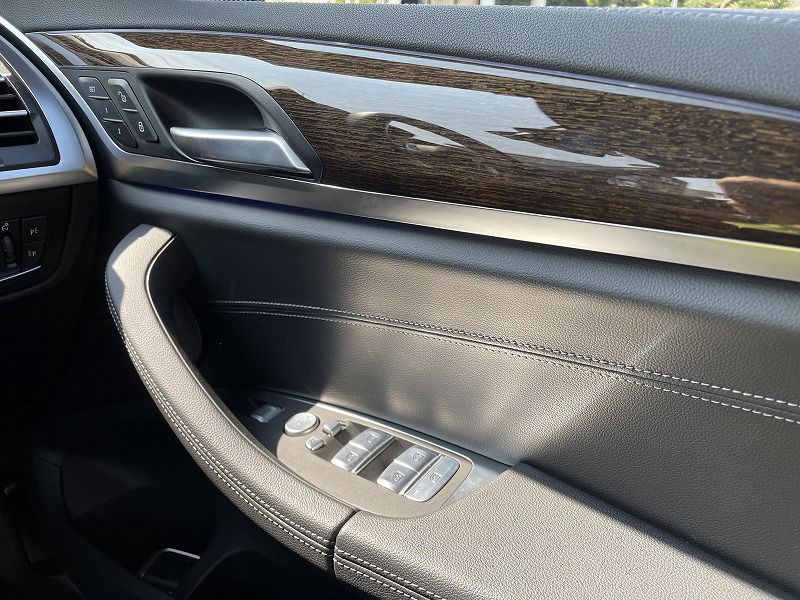 G01 X3 M40i RHD LCI ZA